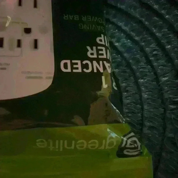 Greenlite Tier1 Advanced Power Strip - Picture 4 of 4